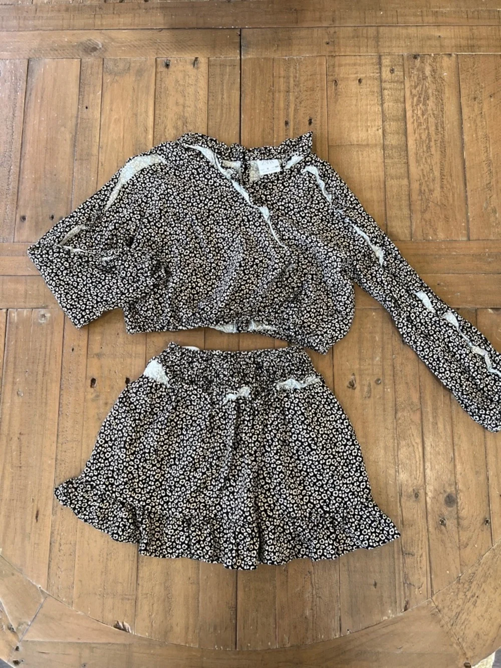 Zara black and tan spotted ruffed skirt and crop top matching set 7-8 years